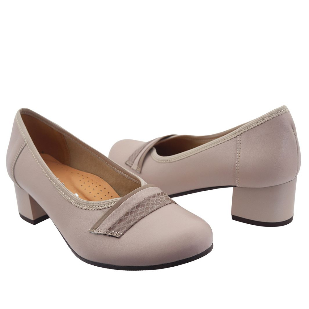 Бежеві шкіряні човники з декоративним ремінцем Galant