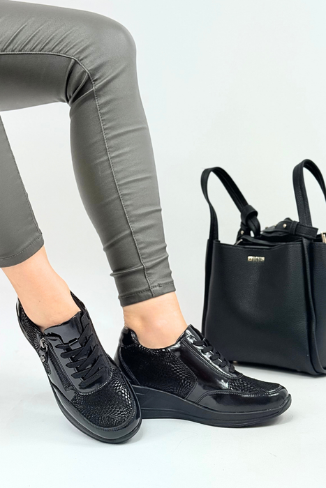 Чорні шкіряні замшеві туфлі з пряжкою, сліпони