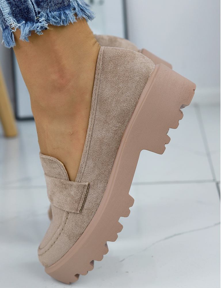Модні бежеві мокасини з екошкіри Vinceza suede