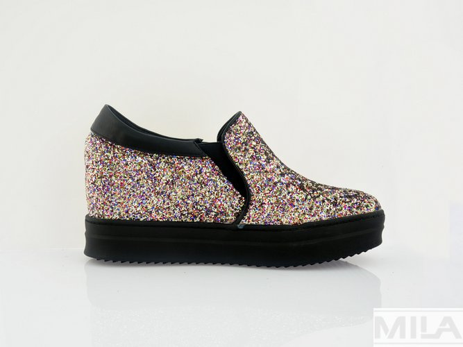 Барвисті кросівки GOGO 9166-2