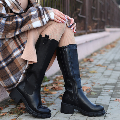 Kozaki czarne z elastyczną gumką M. Daszyński