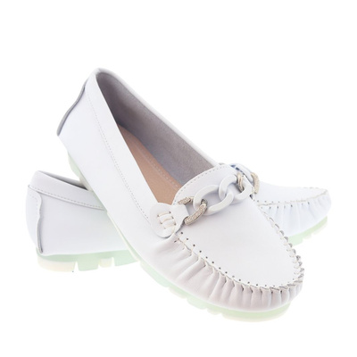 Skórzane mokasyny z łańcuszkiem białe S.Barski