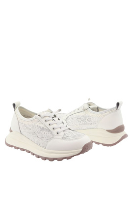 Półbuty białe z koronką sznurowane