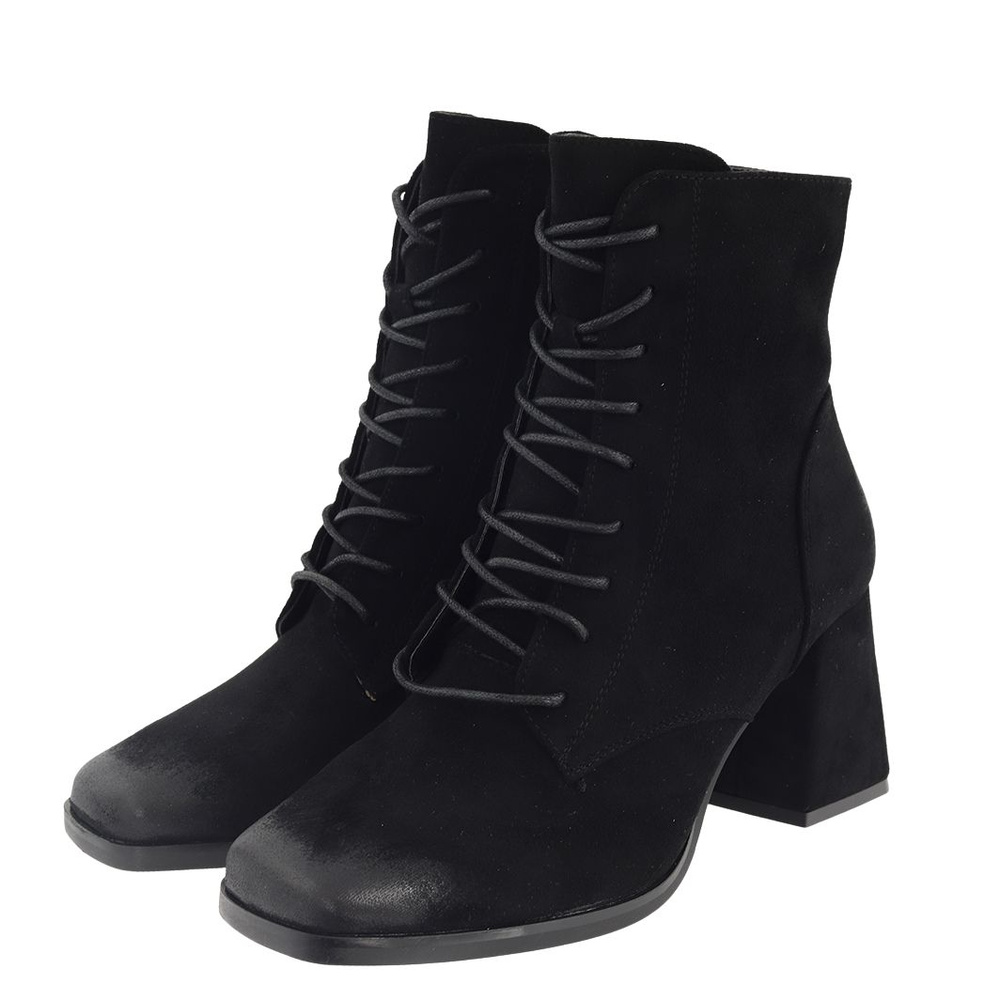 Botki zamszowe sznurowane czarne na klocku Potocki