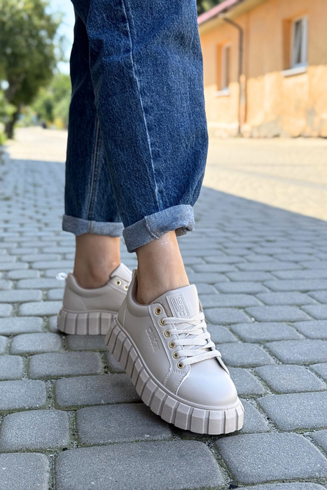 Damskie sneakersy beżowe  na żłobionej podeszwie Big Star