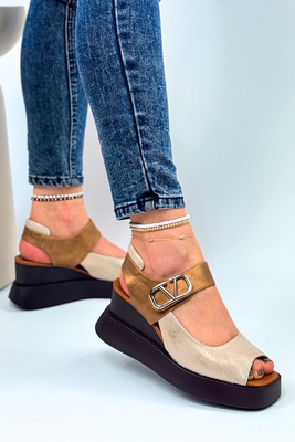 Złote sandały na koturnie z ekoskóry na rzep