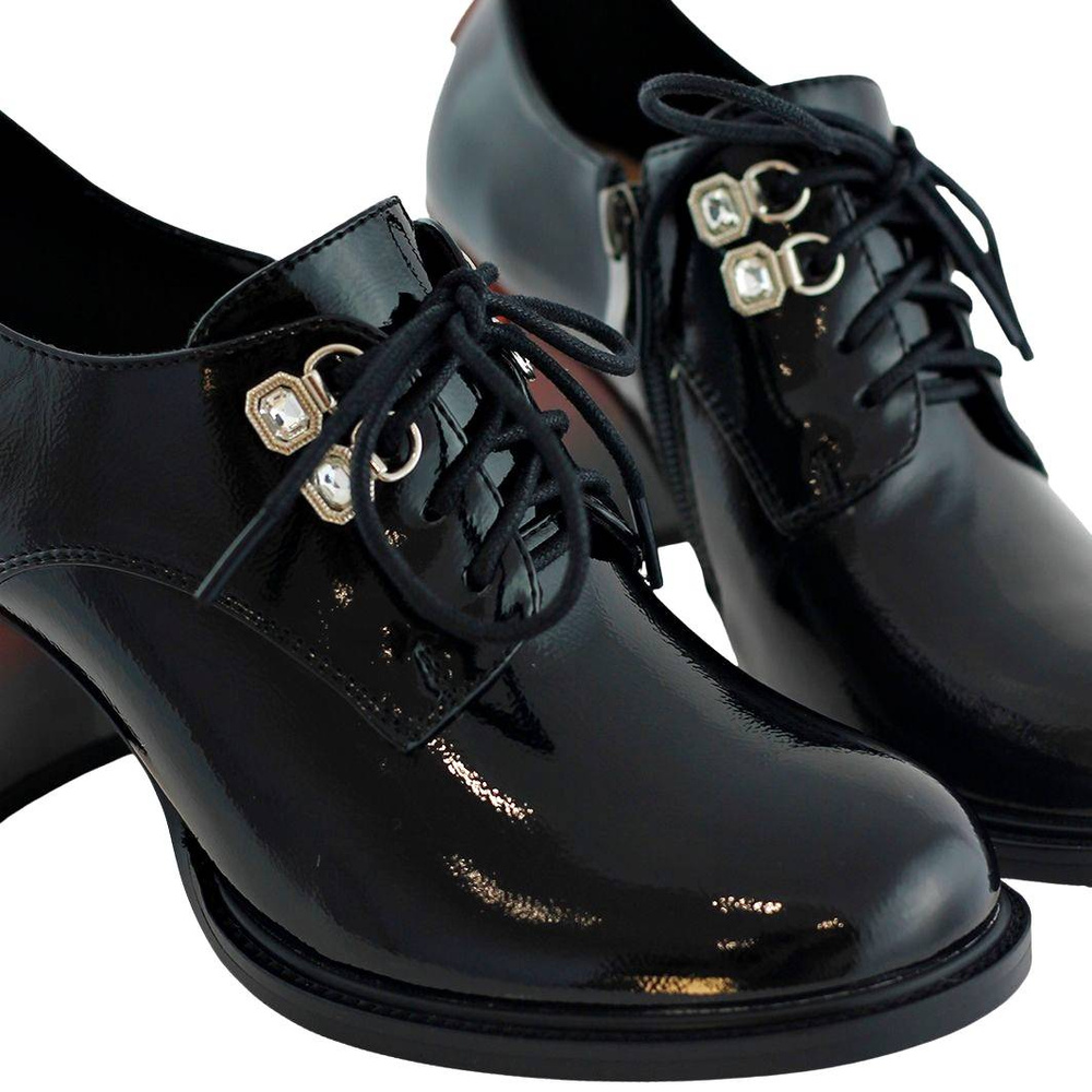 Чорні жіночі туфлі на модному каблуці S.Barski 