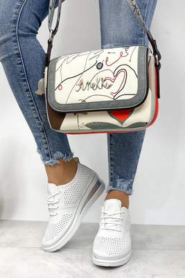 Półbuty skórzane białe ażurowe na koturnie sznurowane