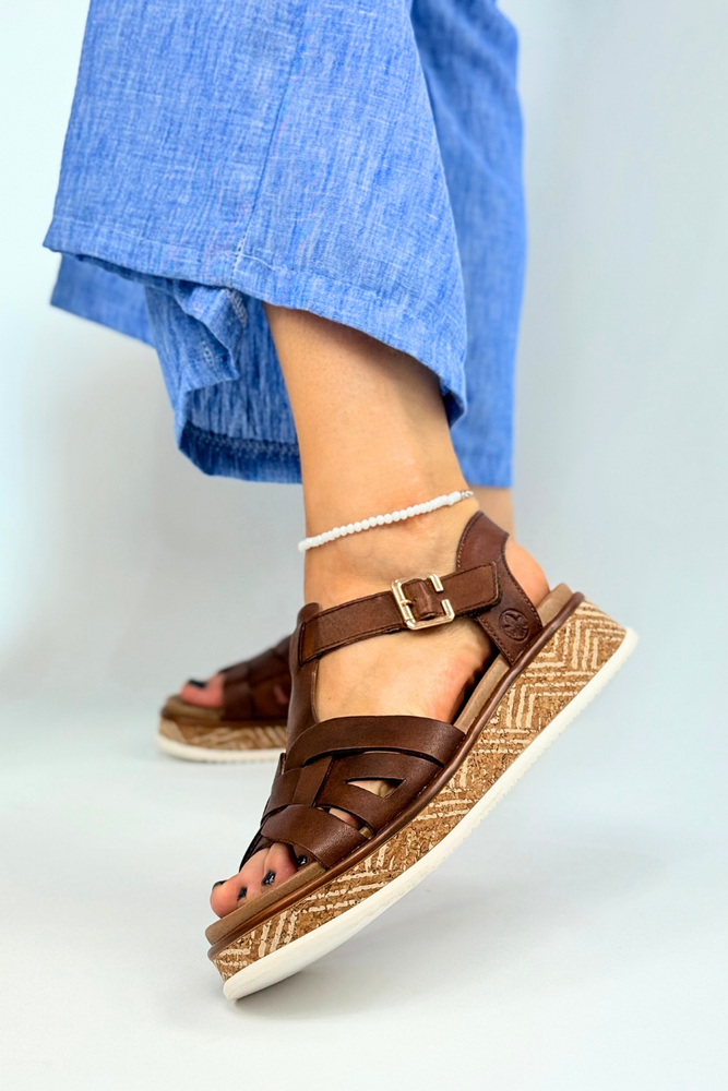 Brązowe sandały skórzane na platformie Rieker