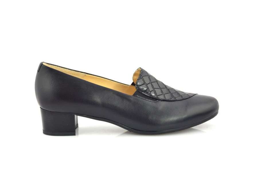 Чорні туфлі на високих підборах PESCO 20571