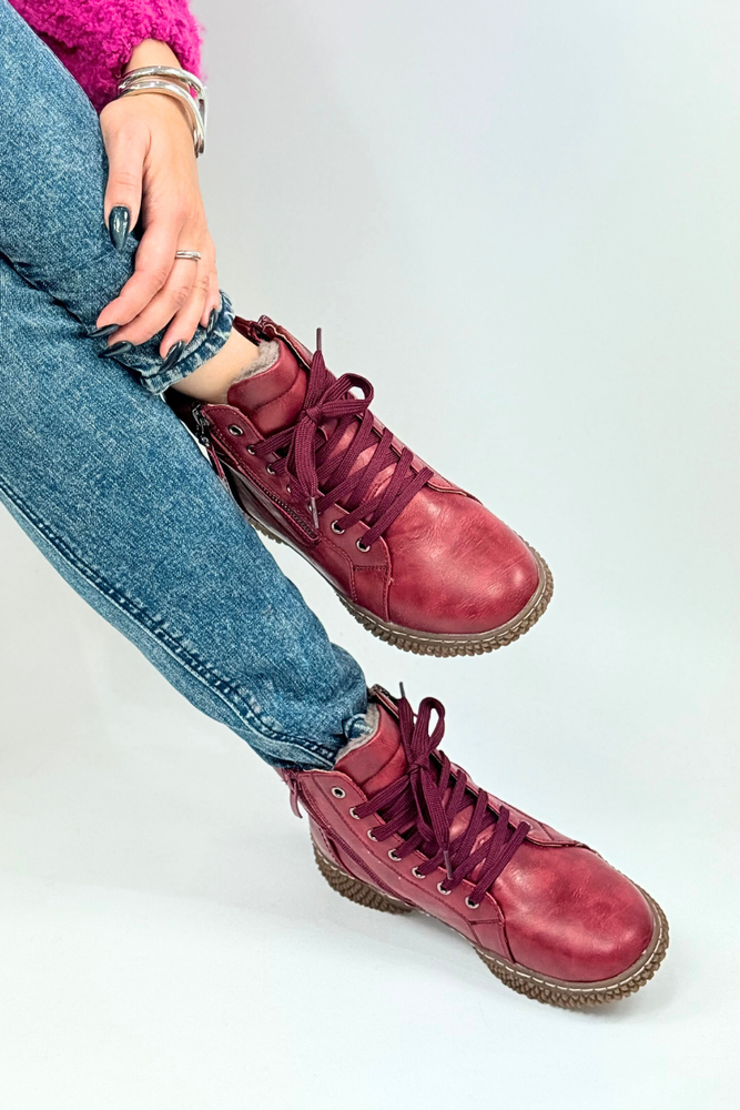 Bordowe botki ocieplane płaskie sznurowane z zamkiem 