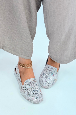 Сині ажурні туфлі на зав'язках