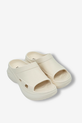 Бежеві жіночі поролонові шльопанці Vinceza