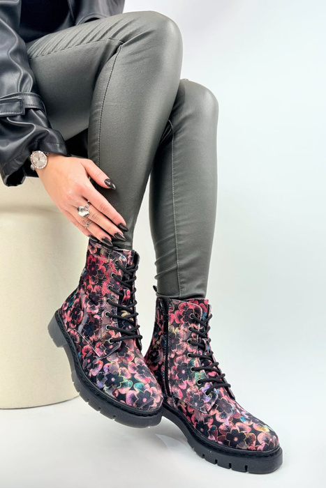 Botki damskie z motywem kwiatowym płaskie ocieplane