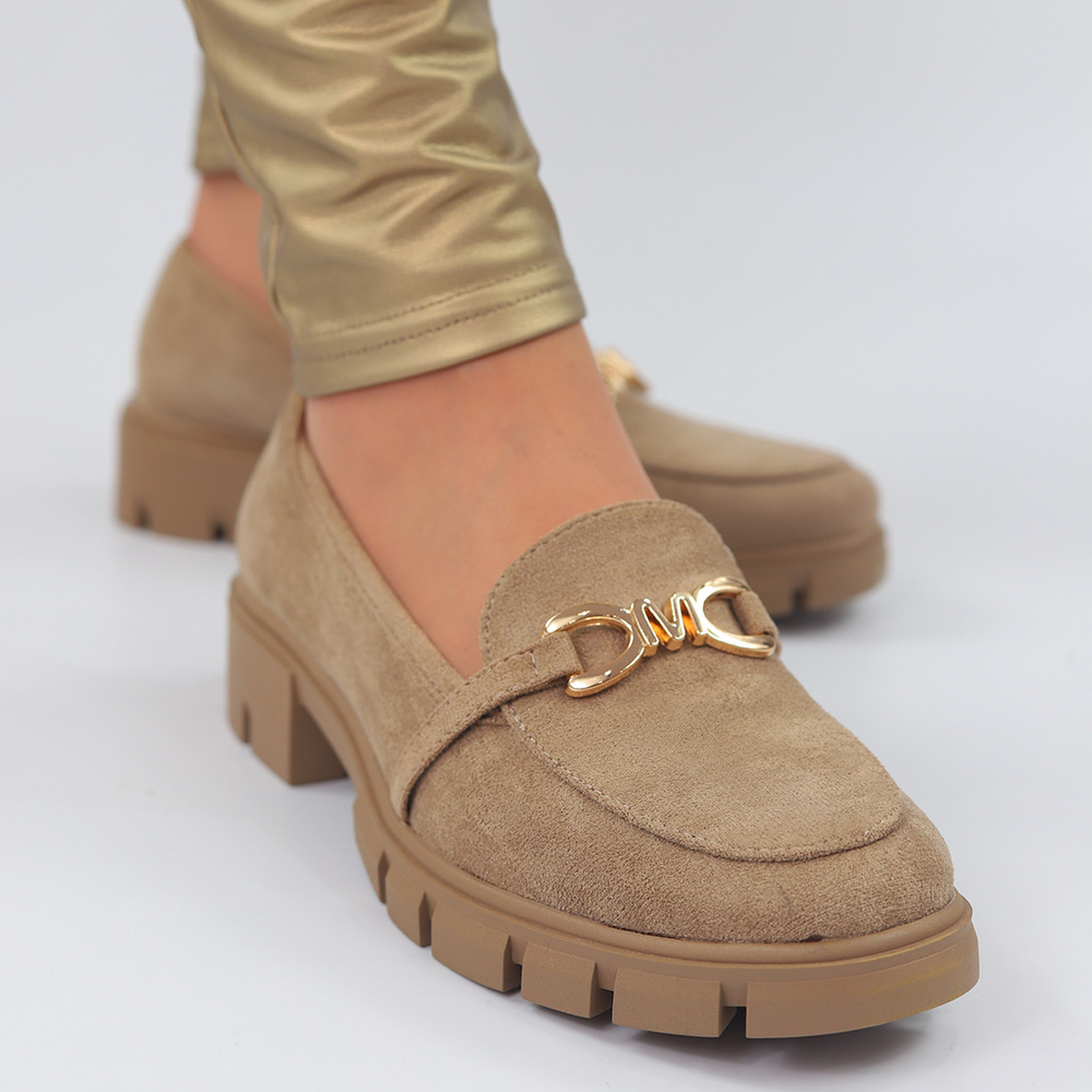 Mokasyny szare ze złotą aplikacją M. Daszyński