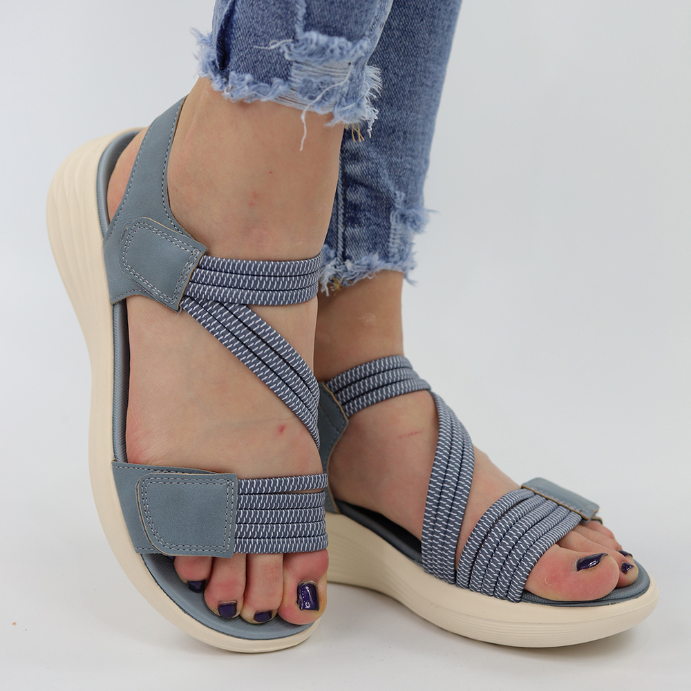 Сині босоніжки на липучці від T. Sokolski