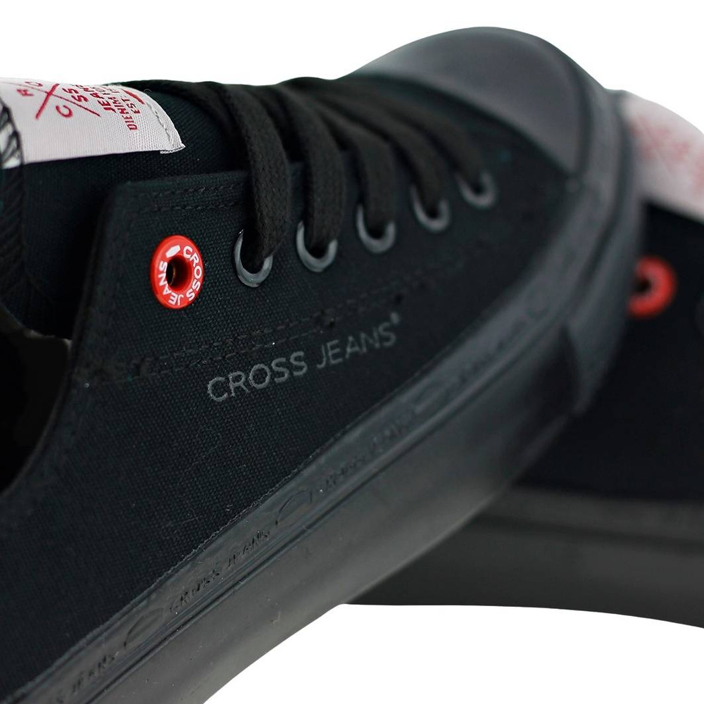 Modne niskie trampki czarne sznurowane Cross Jeans