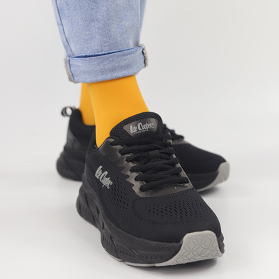 Чорні жіночі спортивні кросівки Lee Cooper