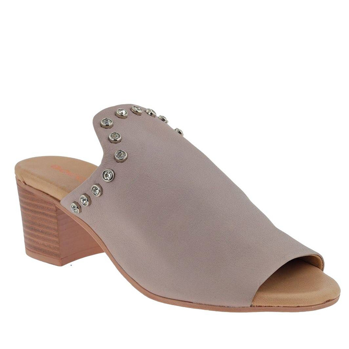 Бежеві шльопанці Boccato на високих підборах