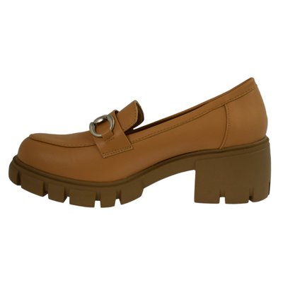 Бежеві мокасини з пряжкою на платформі від M. Daszyński