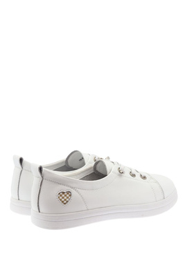 Białe półbuty skórzane sznurowane płaskie