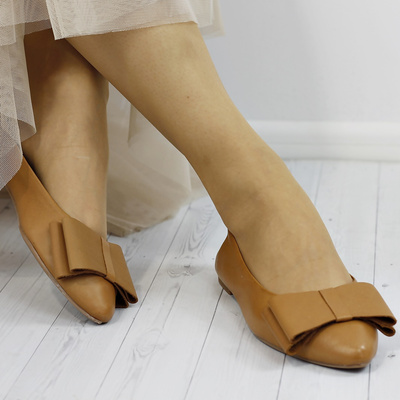 Жіночі гладкі коричневі балетки Venezia