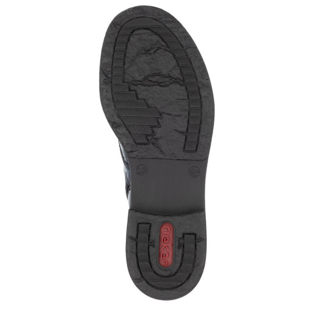 Trzewiki skórzane z motywem skóry węża na niskim obcasie