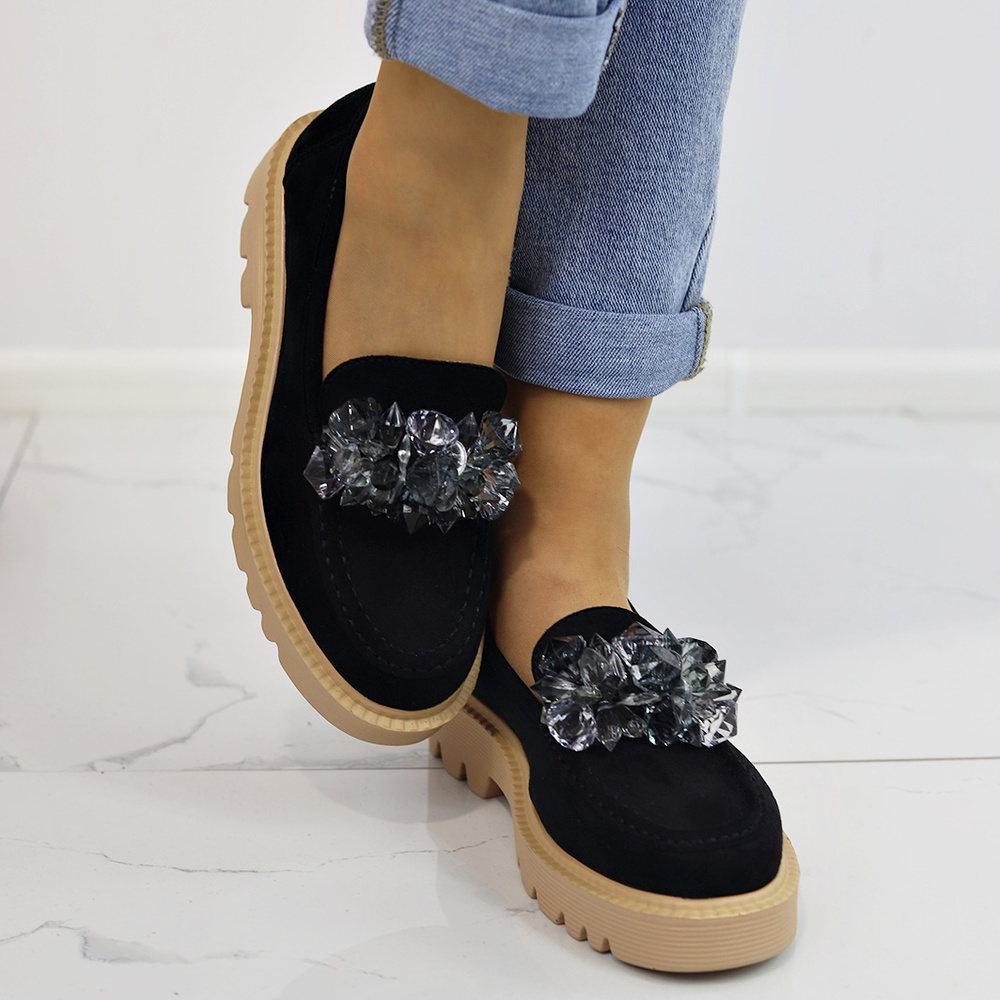 Czarne zamszowe mokasyny damskie Vinceza