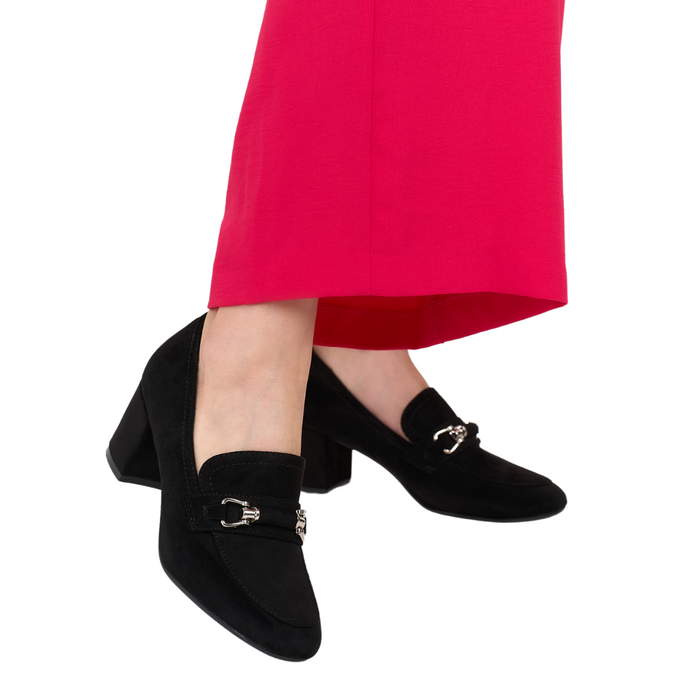 Чорні замшеві туфлі з колодкою і пряжкою від Sergio Leone