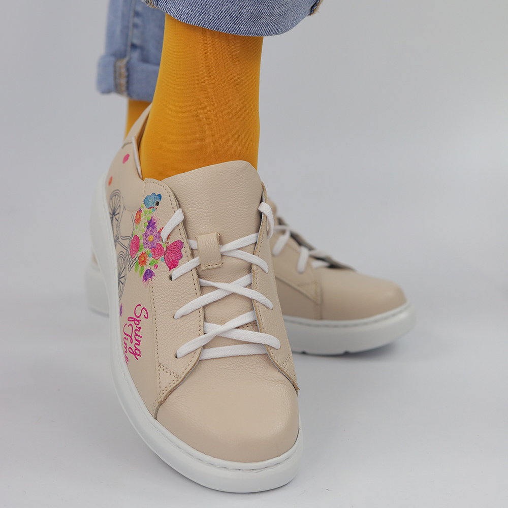 Бежеві шкіряні кросівки на платформі Nicoll