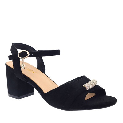 Чорні босоніжки Vinceza