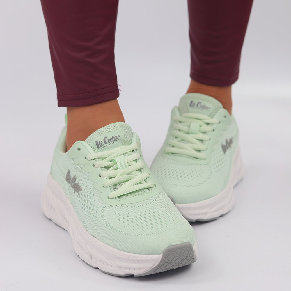 Жіночі м'ятні спортивні кросівки Lee Cooper