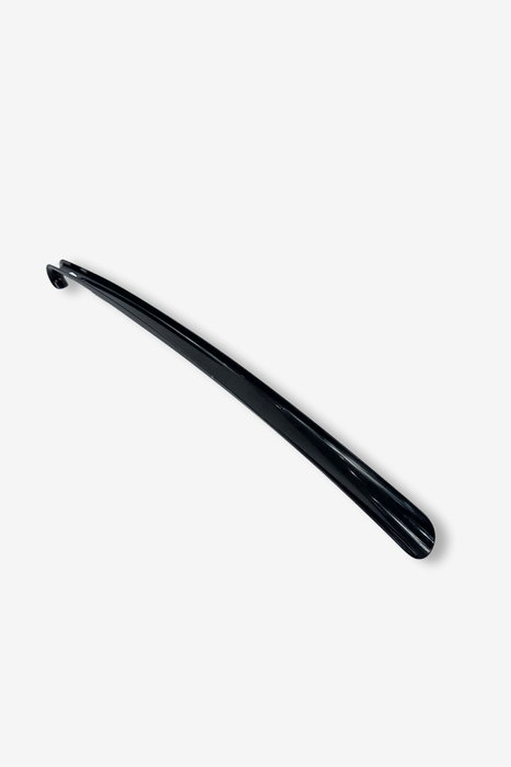 Bardzo długa łyżka do butów plastikowa czarna 65 cm