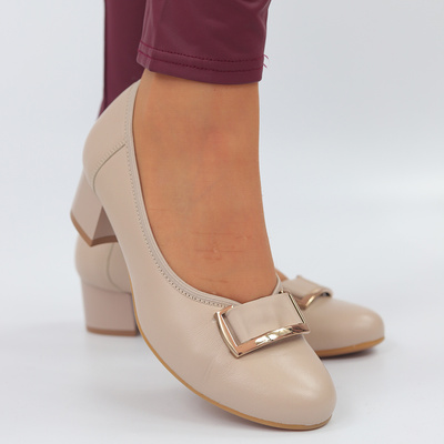 Бежеві шкіряні човники з золотим декором на колодці Galant 