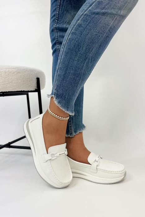 Туфлі шкіряні, білі, сліпони на платформі