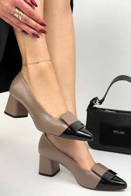 Czółenka skórzane dwukolorowe na klocku 