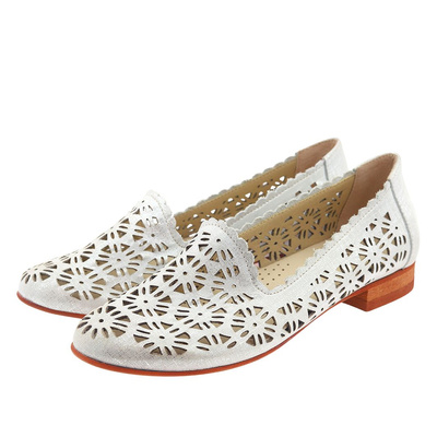 Срібні шкіряні балерини Clasicco від Eska