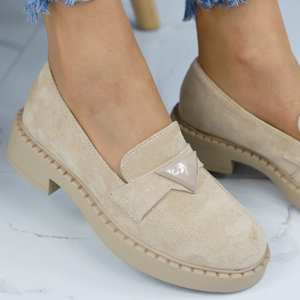 Жіночі бежеві замшеві мокасини Potocki