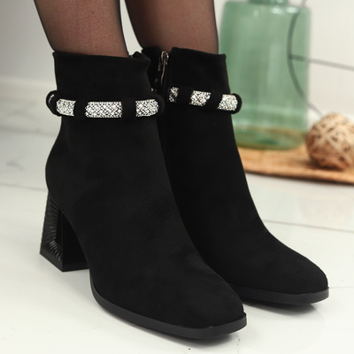 Czarne botki damskie na słupku S.Barski