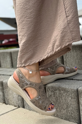 Khaki sandały na haluxy z klinem