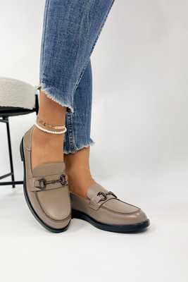 Бежеві шкіряні мокасини без рукавів