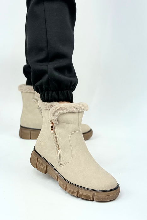 Beżowe botki zamszowe ocieplane z zamkiem