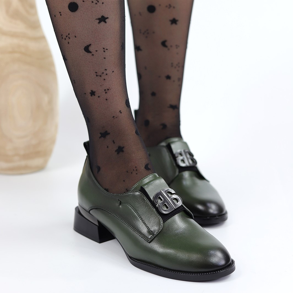 Зелені сліпони шкіряні з аплікацією