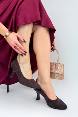 Чорні замшеві ботильйони на блискавці ззаду