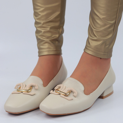 Бежеві мокасини на низькому каблуці від M. Daszyński 