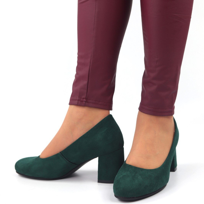 Зелені замшеві туфлі на високих підборах від Potocki