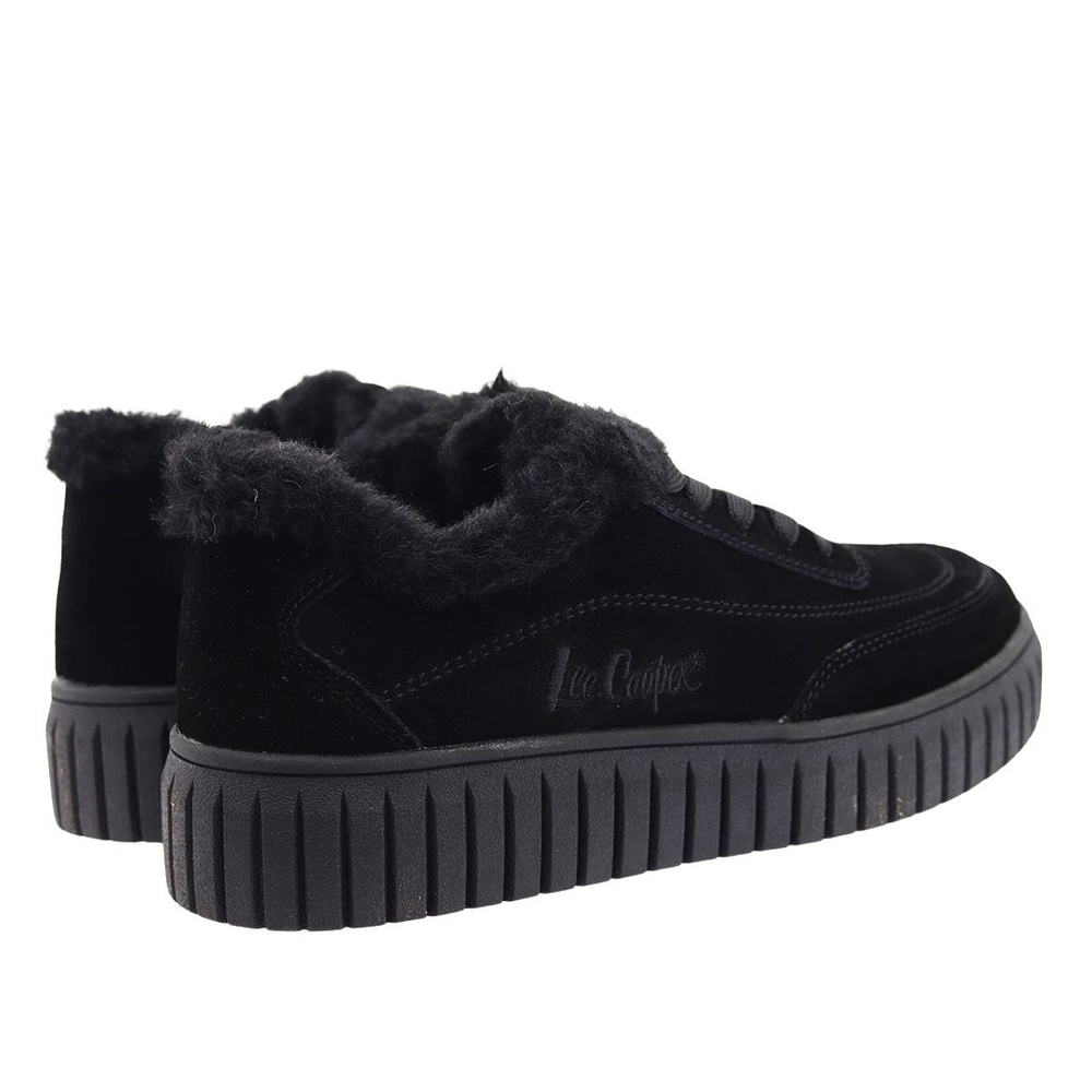 Жіночі шкіряні зимові кросівки чорного кольору Lee Cooper