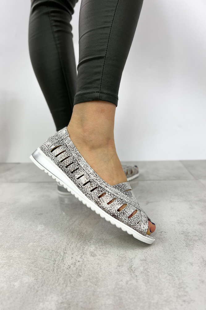 Срібні ажурні балетки з відкритим носком
