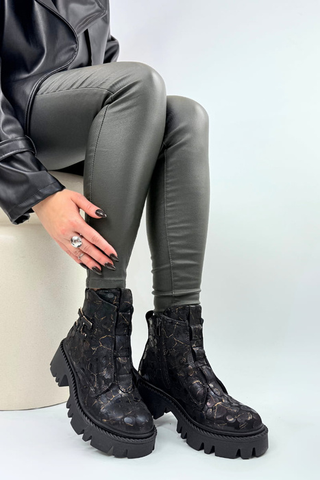 Botki skórzane na klocku z platformą czarne