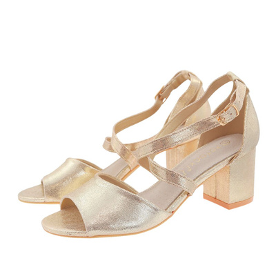 Złote sandały damskie na klocku 